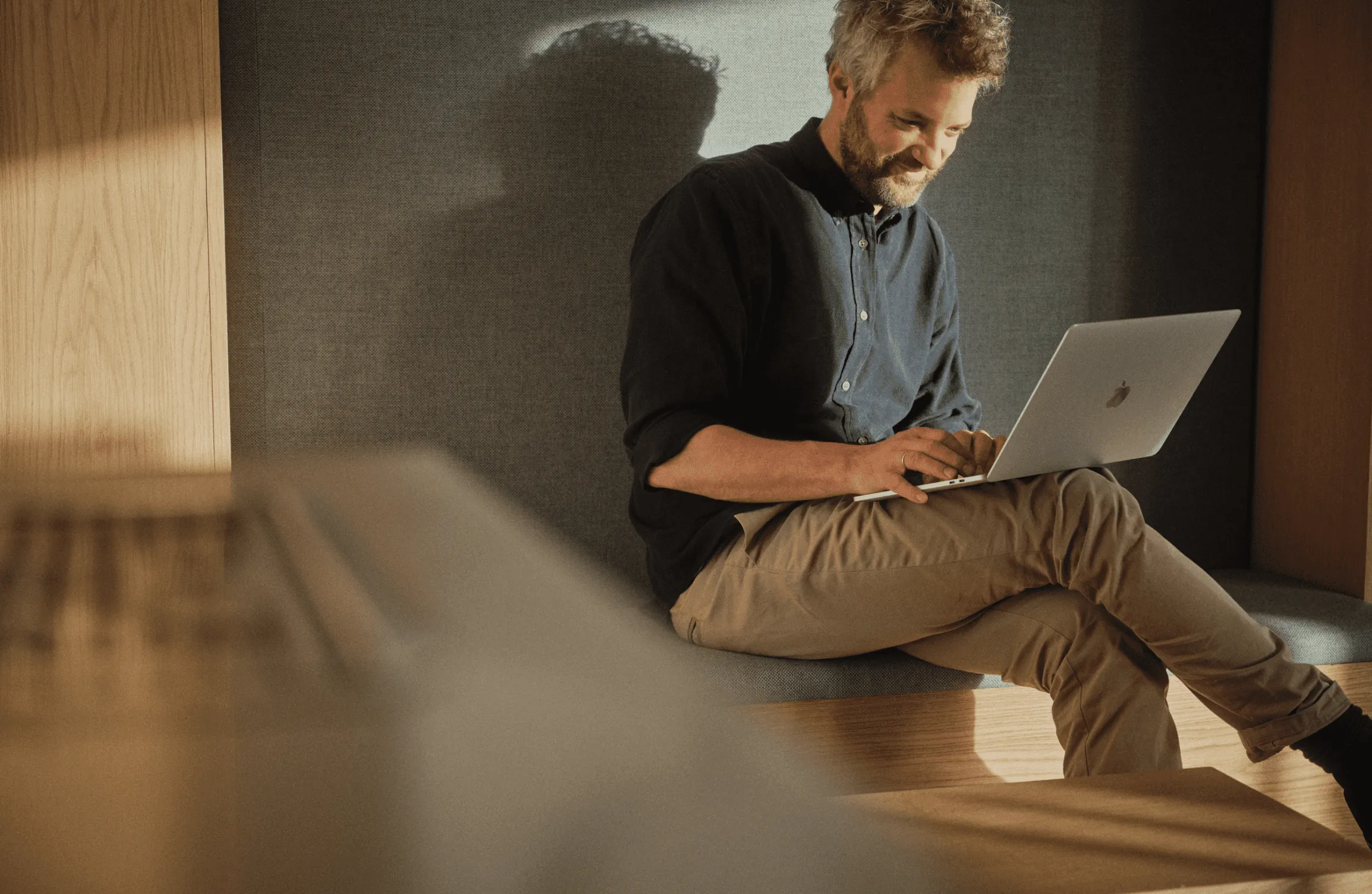 Billede af Jonas der er co-founder af Original Coffee, der er kunder Grandhood pension