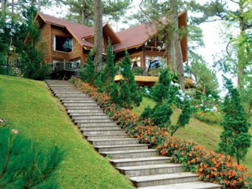 cách hóa giải dốc cao đâm thẳng vào nhà