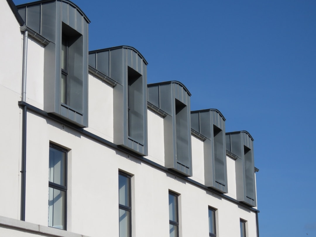 Native materials combined sensitively in the forming of rural building entrance.