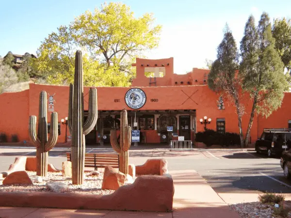The outside of the Garden of the Gods Trading Post, a dog-friendly store in Colorado Springs