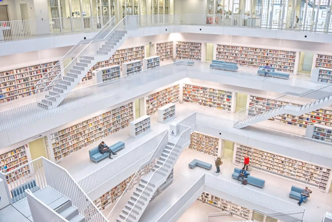 AI Knowledge Bases: Why Your Business Needs One 
