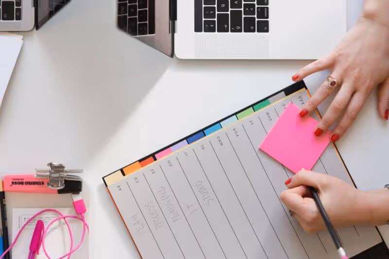 How To Make A 30-60-90-Day Onboarding Plan [+ Template]