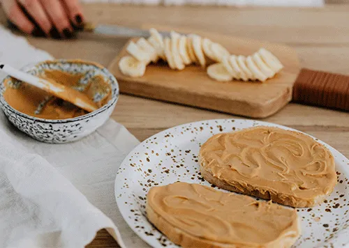 How much protein is in 1tbsp of peanut butter?