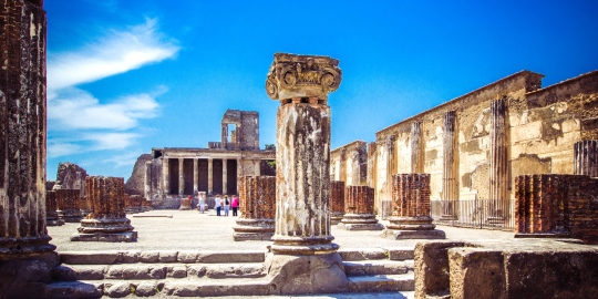 Pompeii and Mount Vesuvius day trip from Amalfi coast