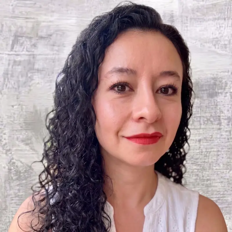 Foto del especialista Martha Lujan