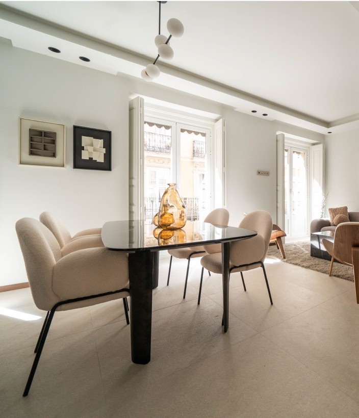 Magnífico apartamento en alquiler muy junto al Templo de Debot