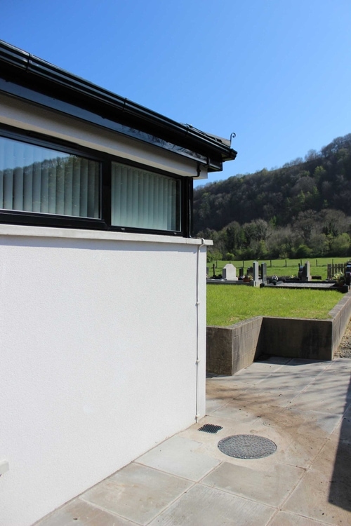 Simple material finishes.