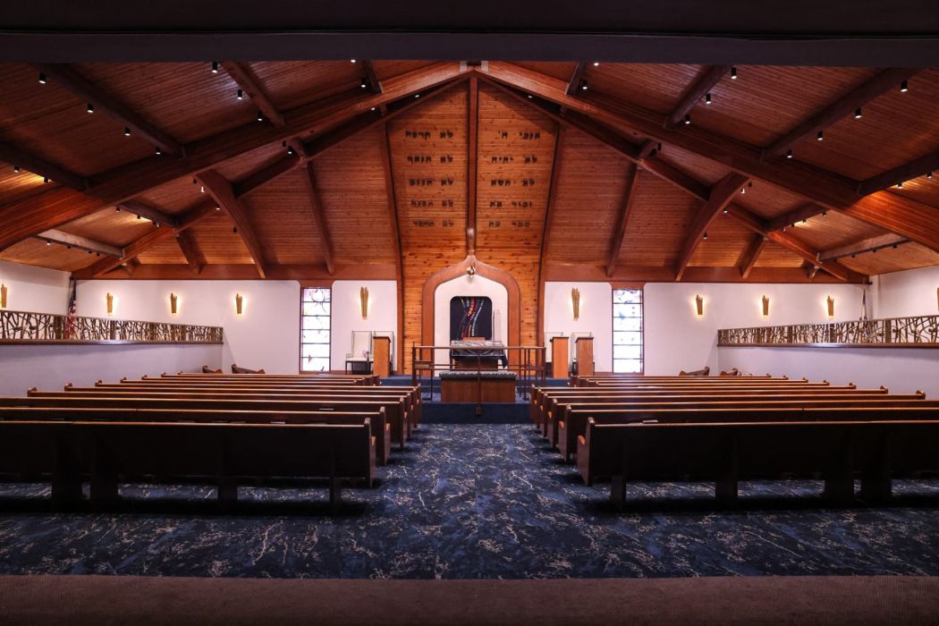 How Do You Design a Mechitzah That Meets Halachic Standards While Supporting Visual Connection, Acoustics, and Aesthetics?