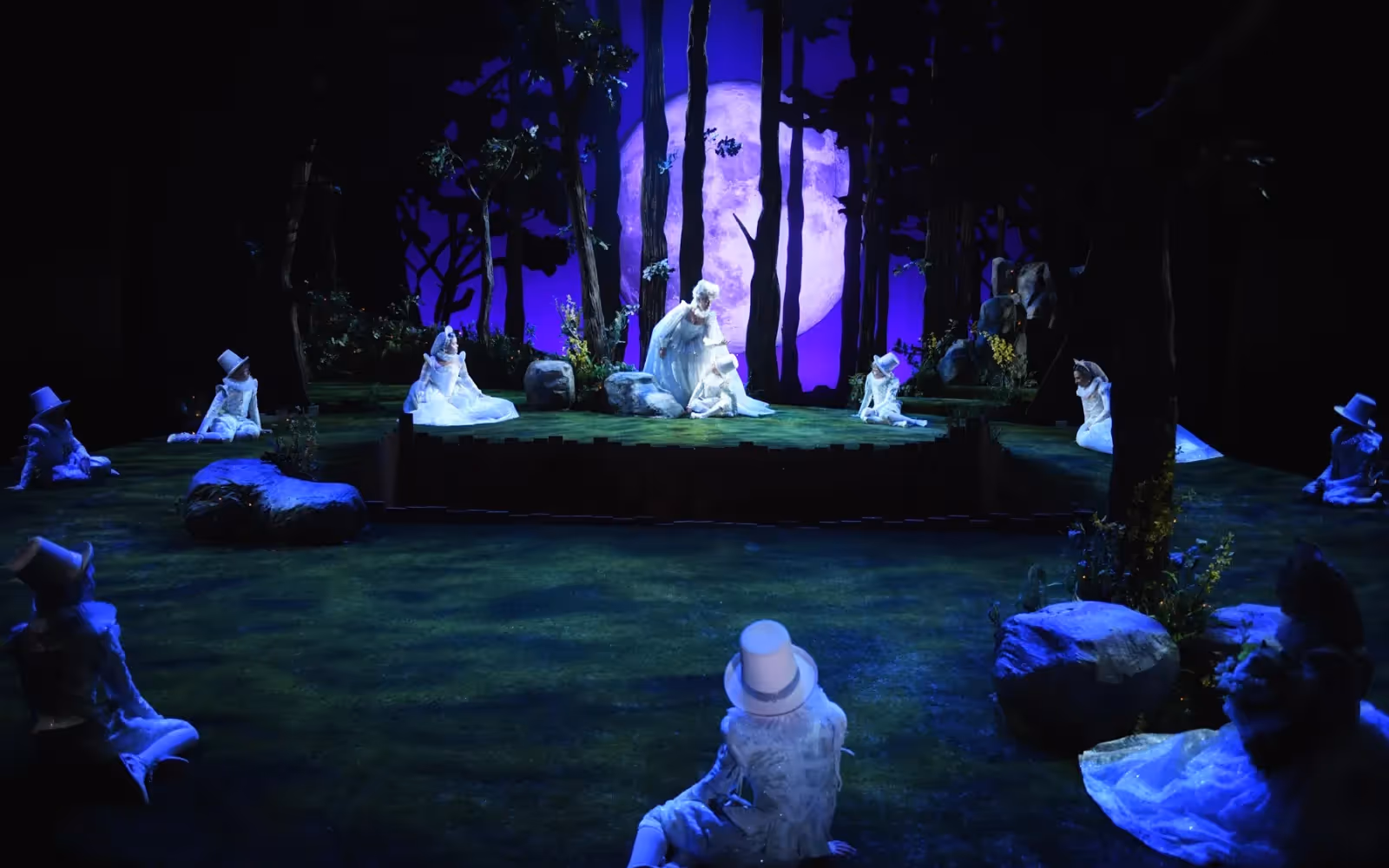 Britten's A MIDSUMMER NIGHT'S DREAM at Des Moines Metro Opera