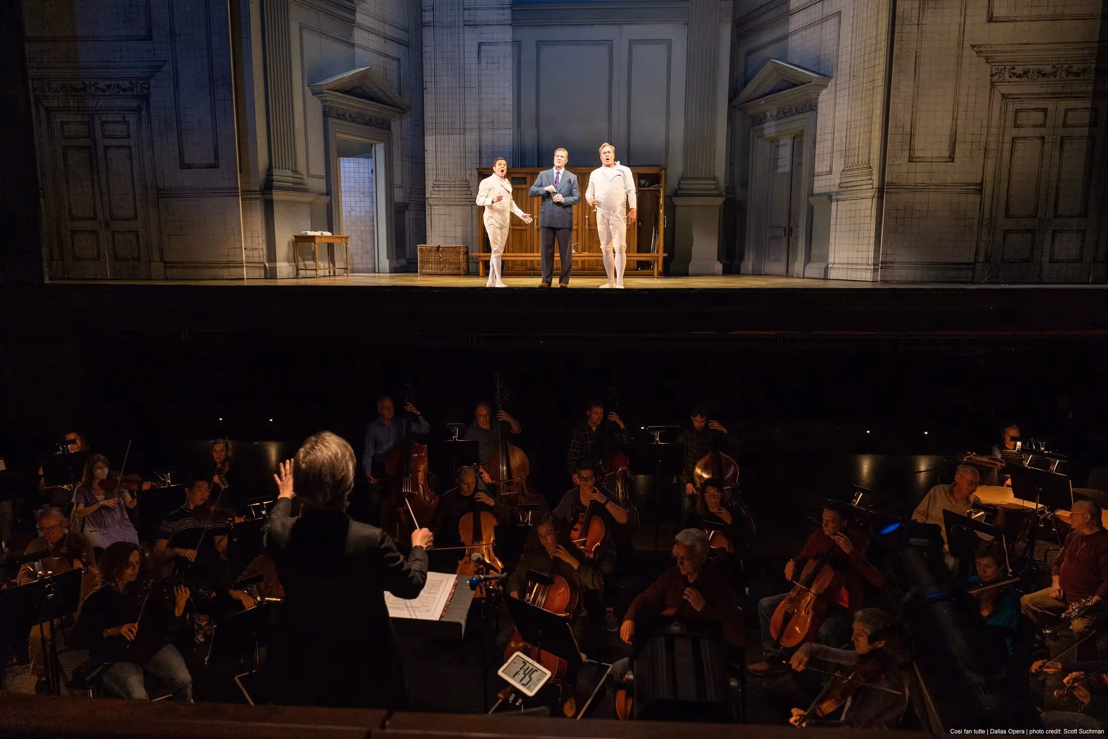 Cosi fan tutte Dallas Opera. Photo credit Scott Suchman