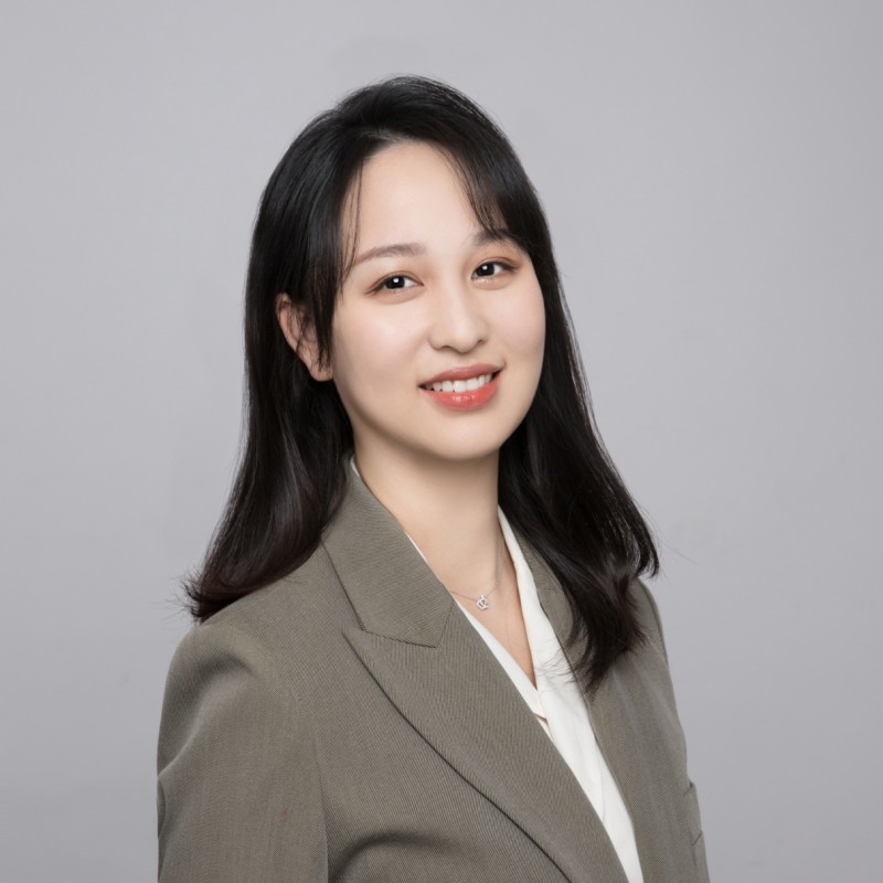 Yana Zhou