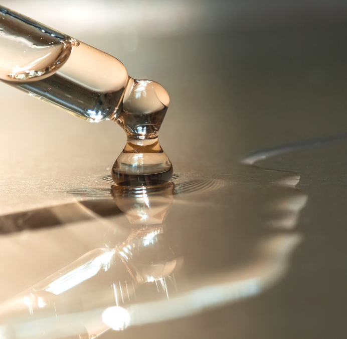 pipette d'acide hyaluronique