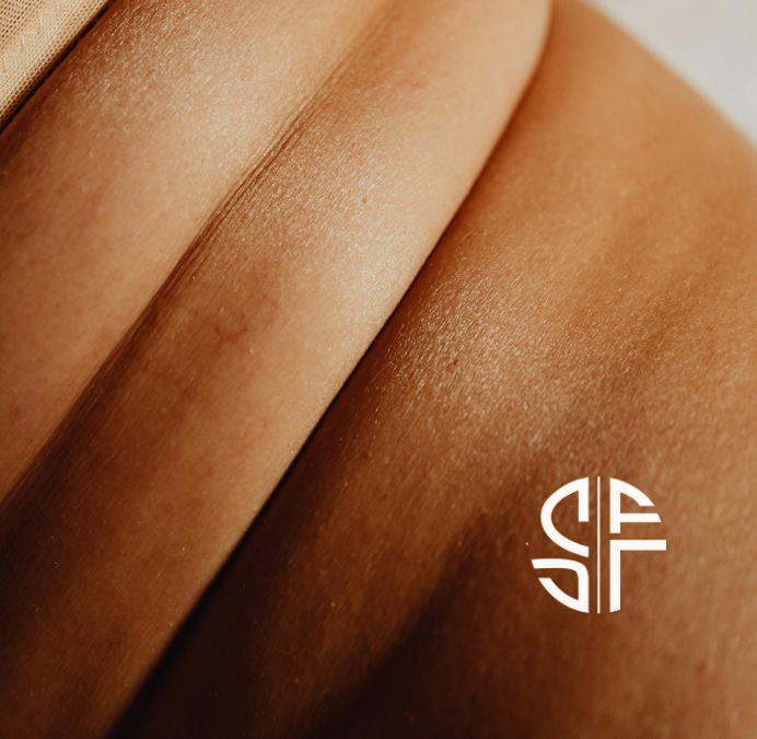 Poignées d'amour femme 