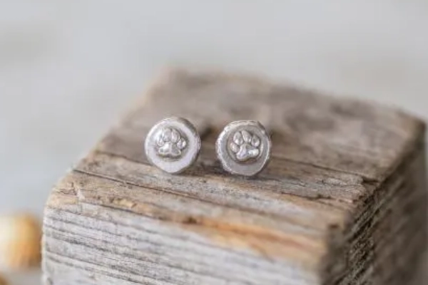 Paws on the Beach Mini Stud Earrings 