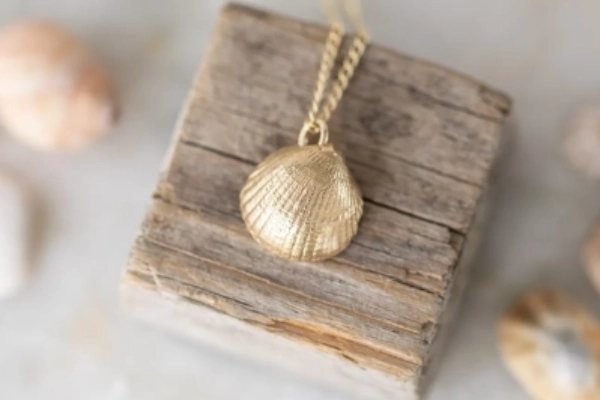 Gold Norfolk Cockle Shell Necklace 