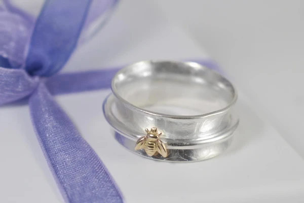 Golden Bee Spinning Ring