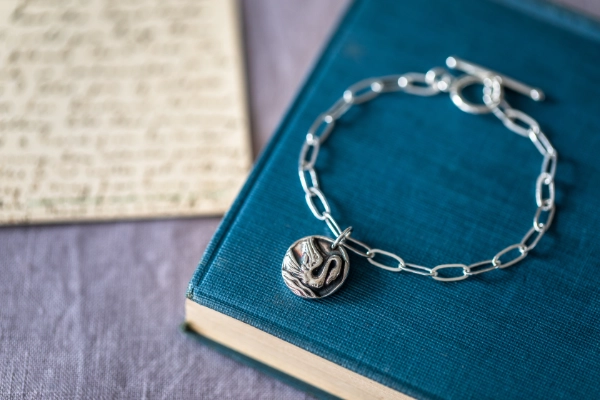 Silver Swan Button Bracelet