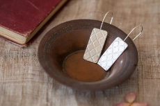 Make your own textured silver earrings in this hands-on Norfolk workshop. Explore hammers, stamps, rolling mills—plus tea, cake, and friendly guidance.