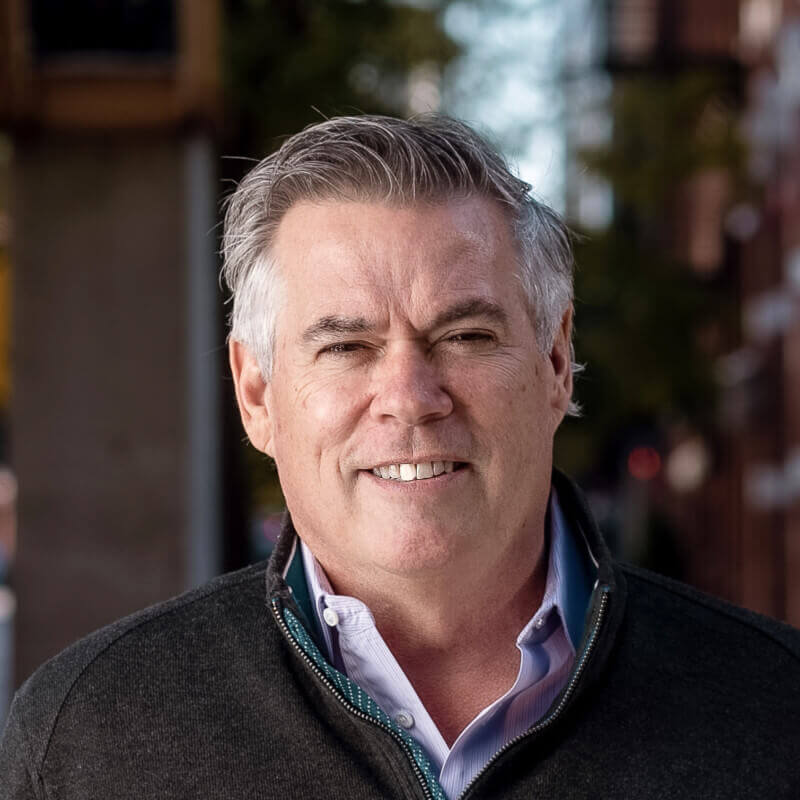 Headshot: Kent Barnett