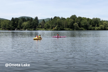 People kayaking in Onota Lake in Pittsfield