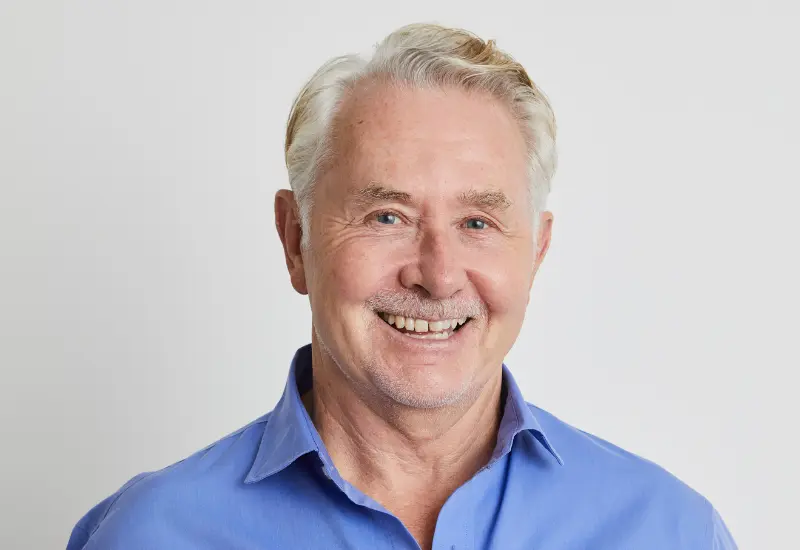 Dr Simon Furber, a qualified medical practitioner with training in sedation treatment.