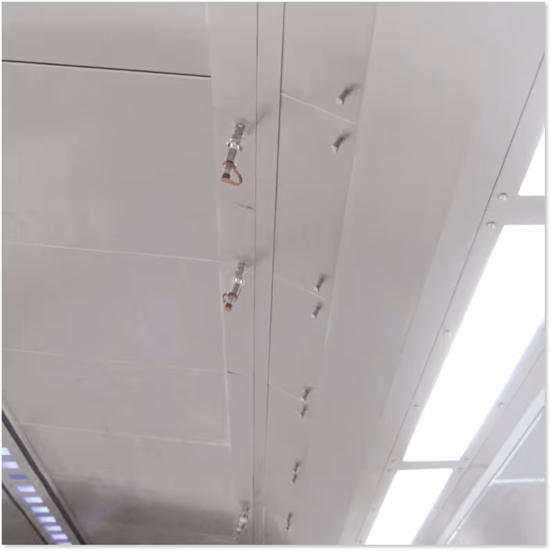 Pyrosafe® Pro: exemplo de instalação no teto Lumispace®