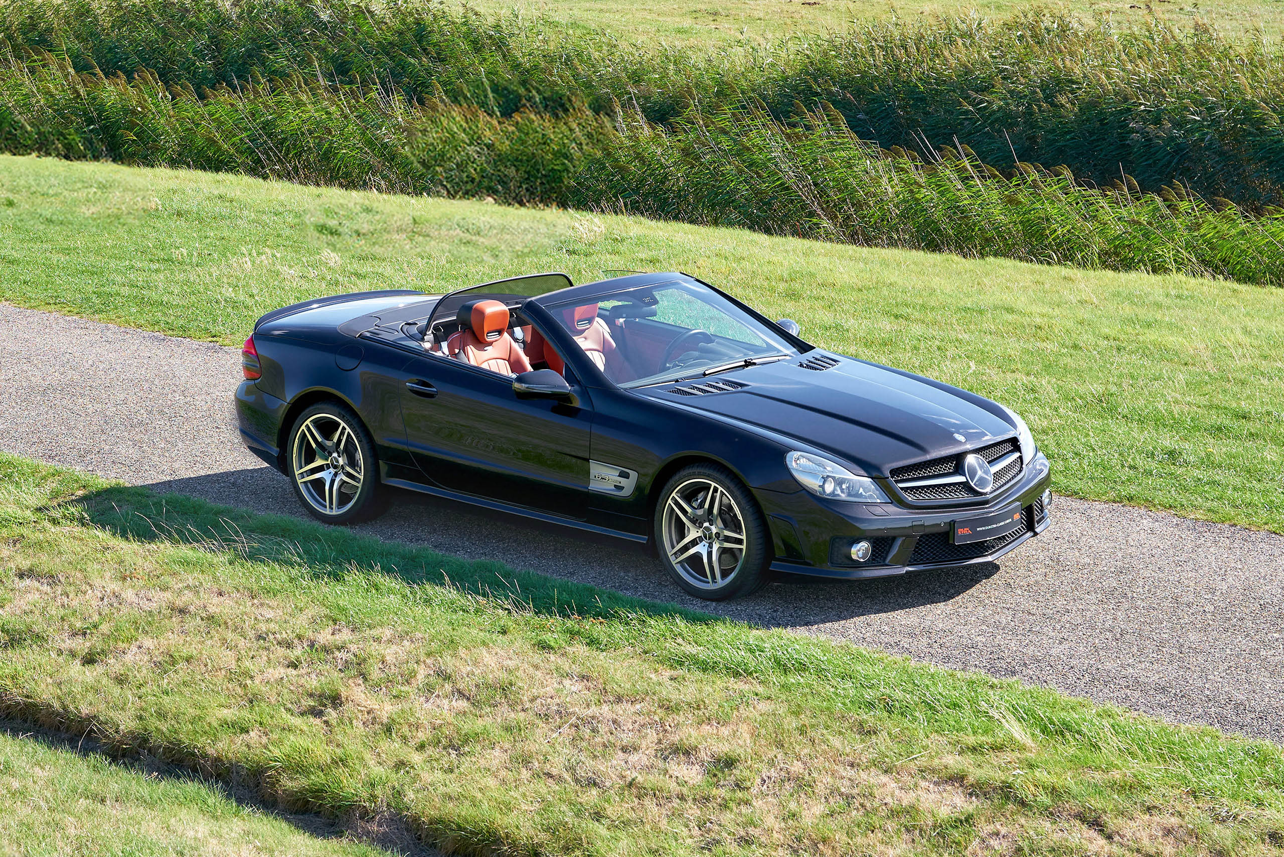 Mercedes-Benz SL 63 AMG V8
