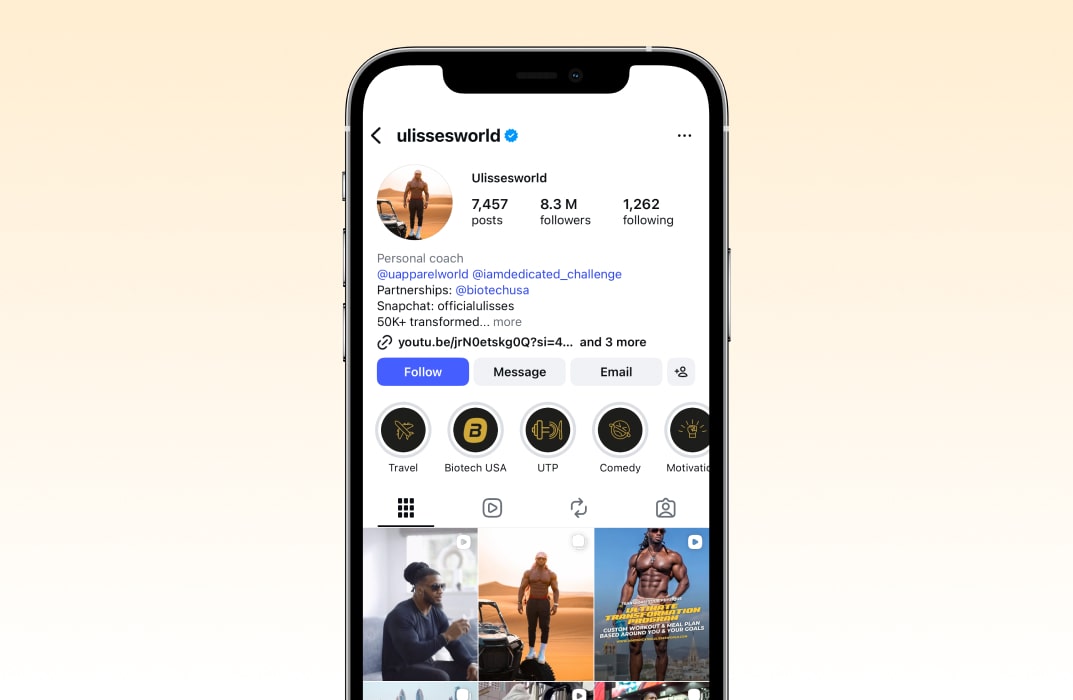 Ulisses Jr.’s Instagram profile, displaying high-definition photos of training and motivational gym apparel promotion.