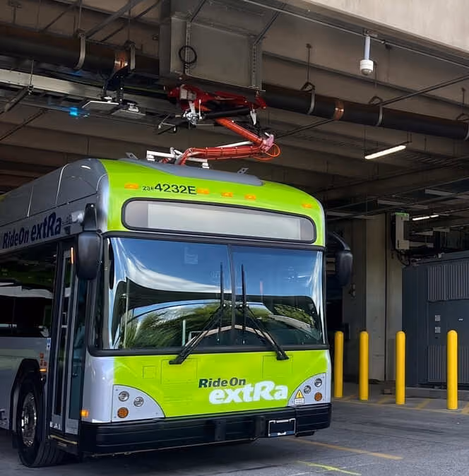 Electric Bus EMOT with pantograph Ampcontrol