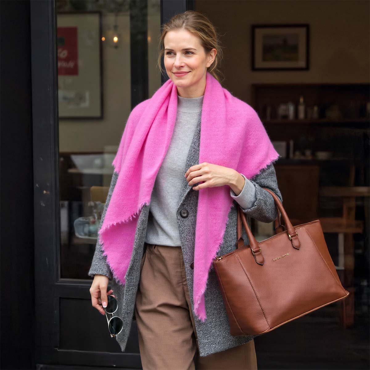 Ovcio Featherlight Scarf