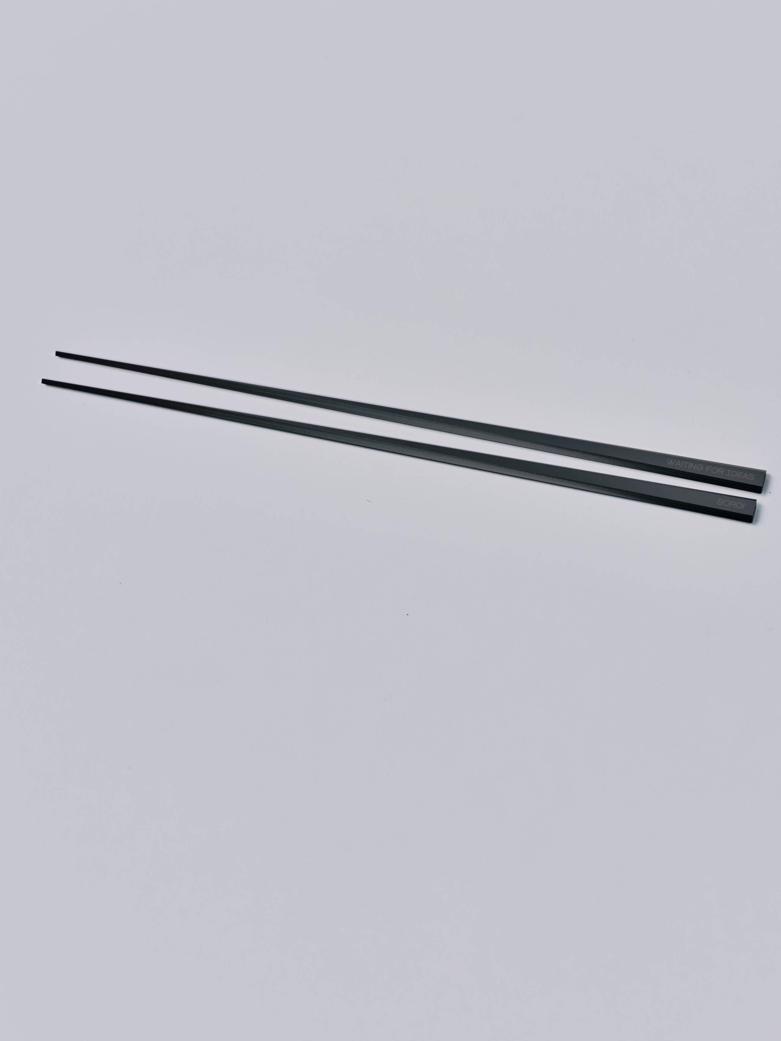 Soroi Chopsticks Black