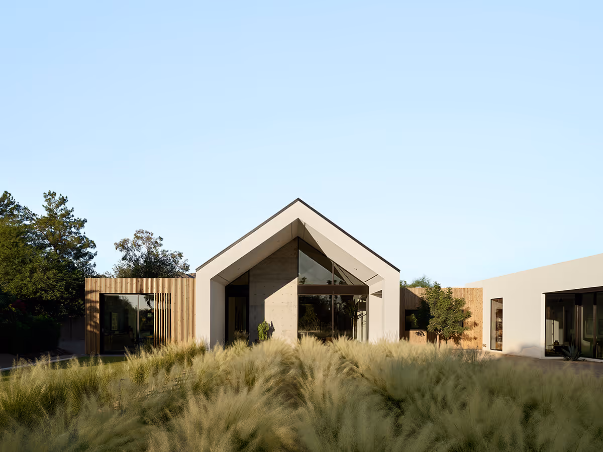 modern stucco and wood gable house in Paradise Valley Arizona by The Ranch Mine