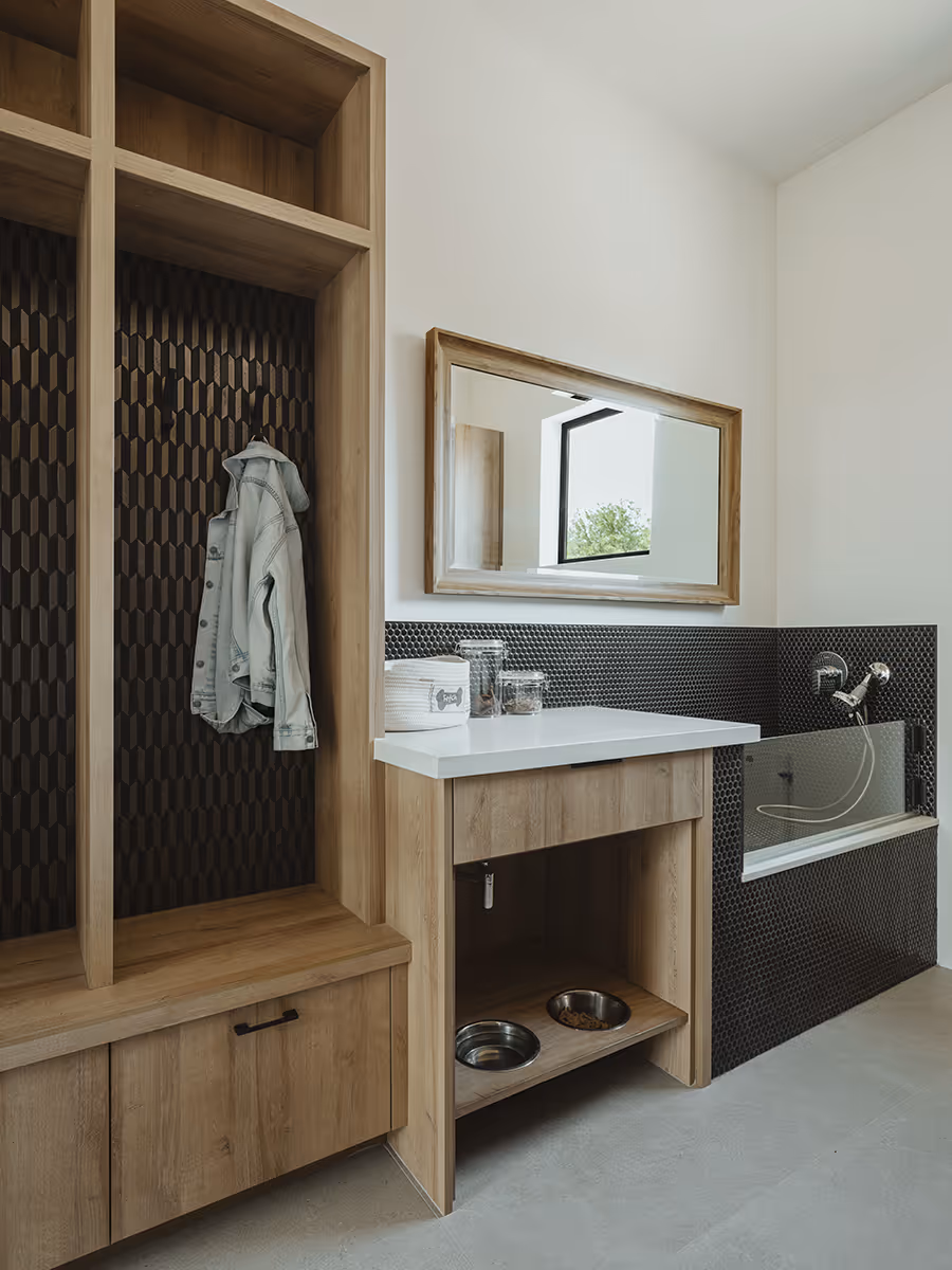 mudroom with dog wash at modern gable house in Paradise Valley Arizona by The Ranch Mine