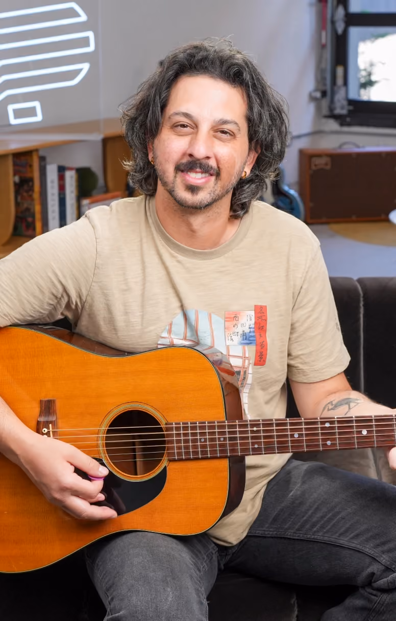 Improve your Strumming in 7 Days 