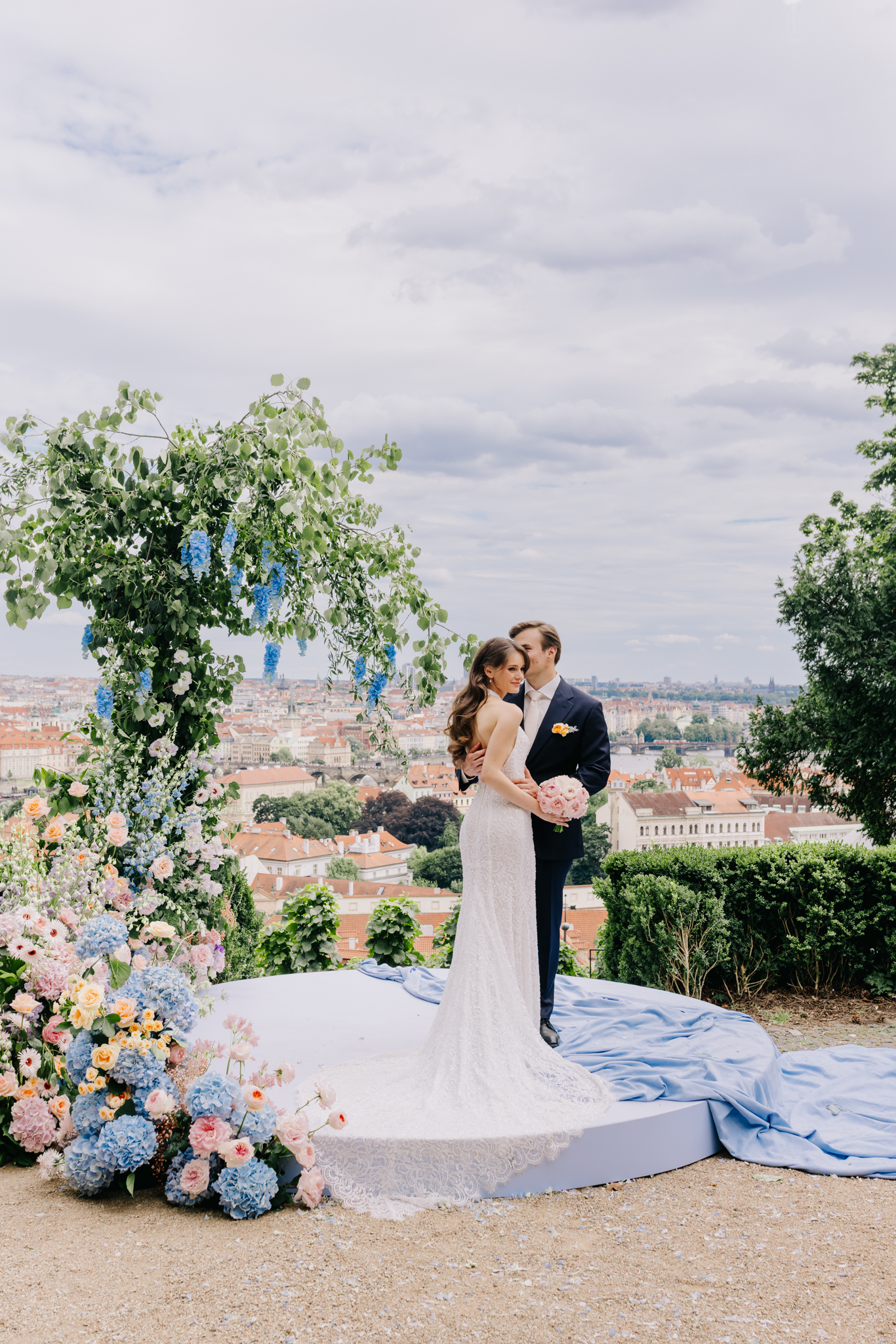 Valeria and Simon 