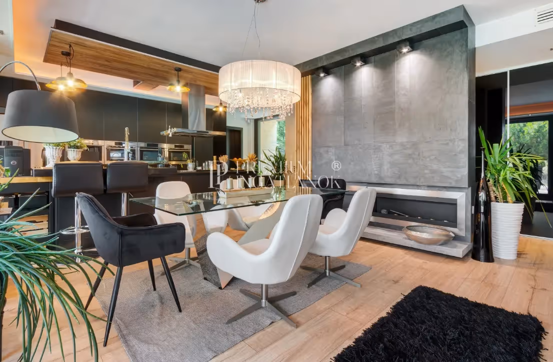 Kaposvár, Ezüsthárs lakóparkban, minimál stílusú, több generációs önálló luxus családi ház