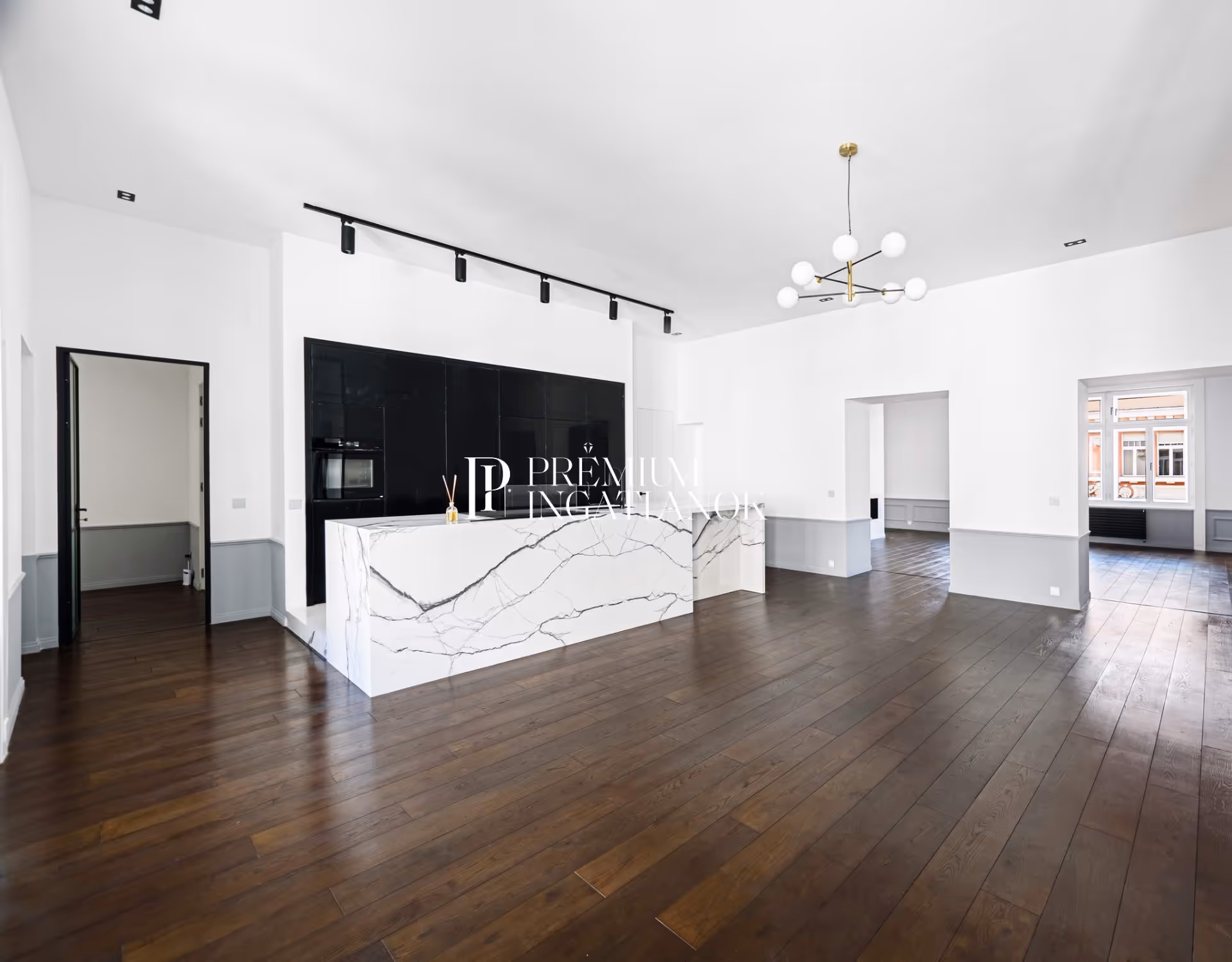 1052 Budapest 5. kerület - PRÉMIUM KATEGÓRIÁS, ÚJSZERŰ, ELEGÁNS LAKÁS A BELVÁROSBAN, HŐSZÍVATTYÚS FŰTÉSSEL