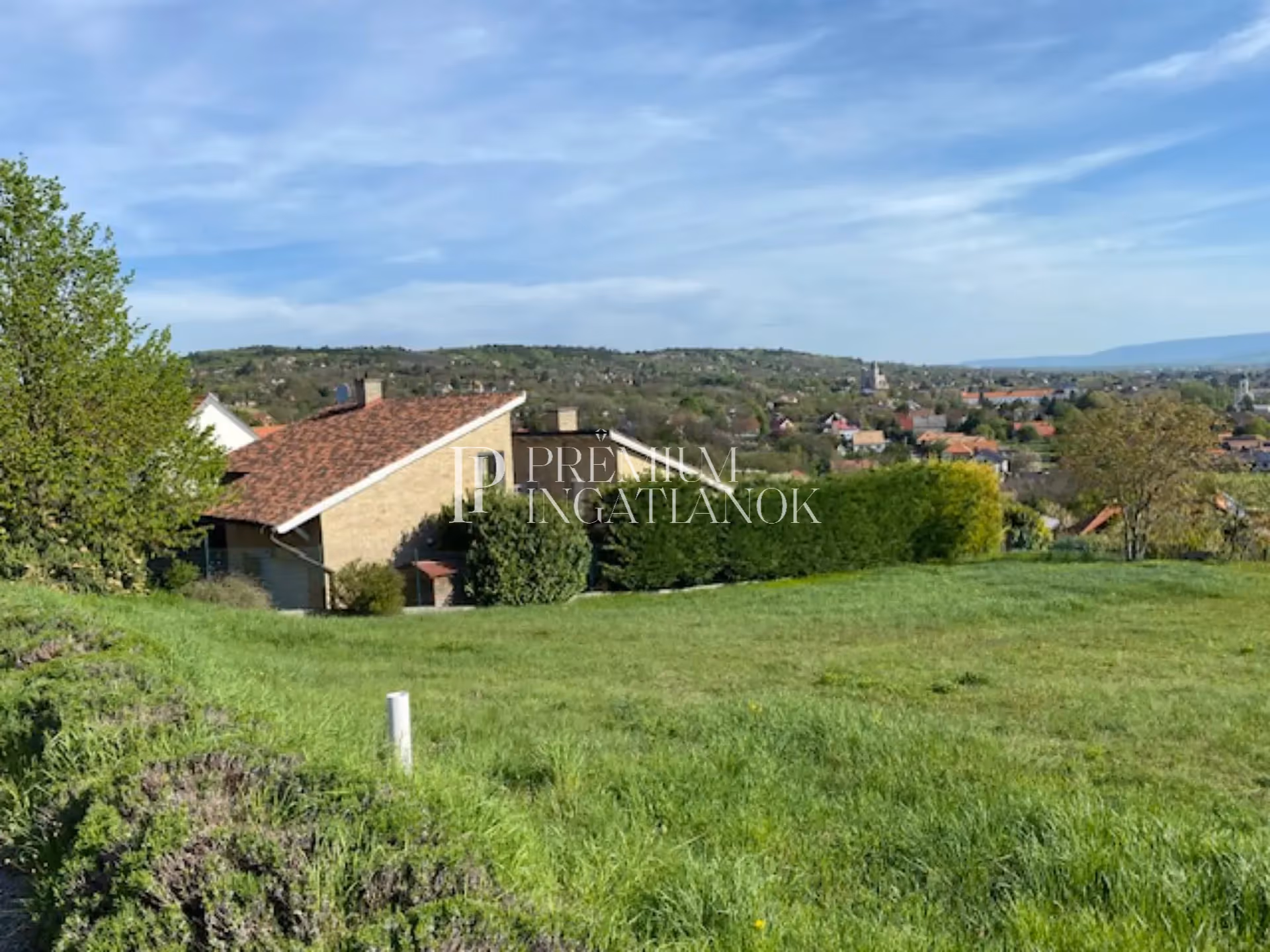 2072 Zsámbék - Luxusvilla projekt panorámás telken