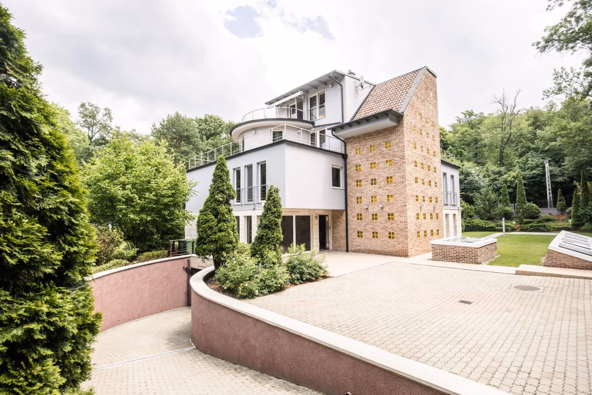 Budapest 2. kerület - irodaháznak, klinikának, rezidenciának is alkalmas luxus ingatlan