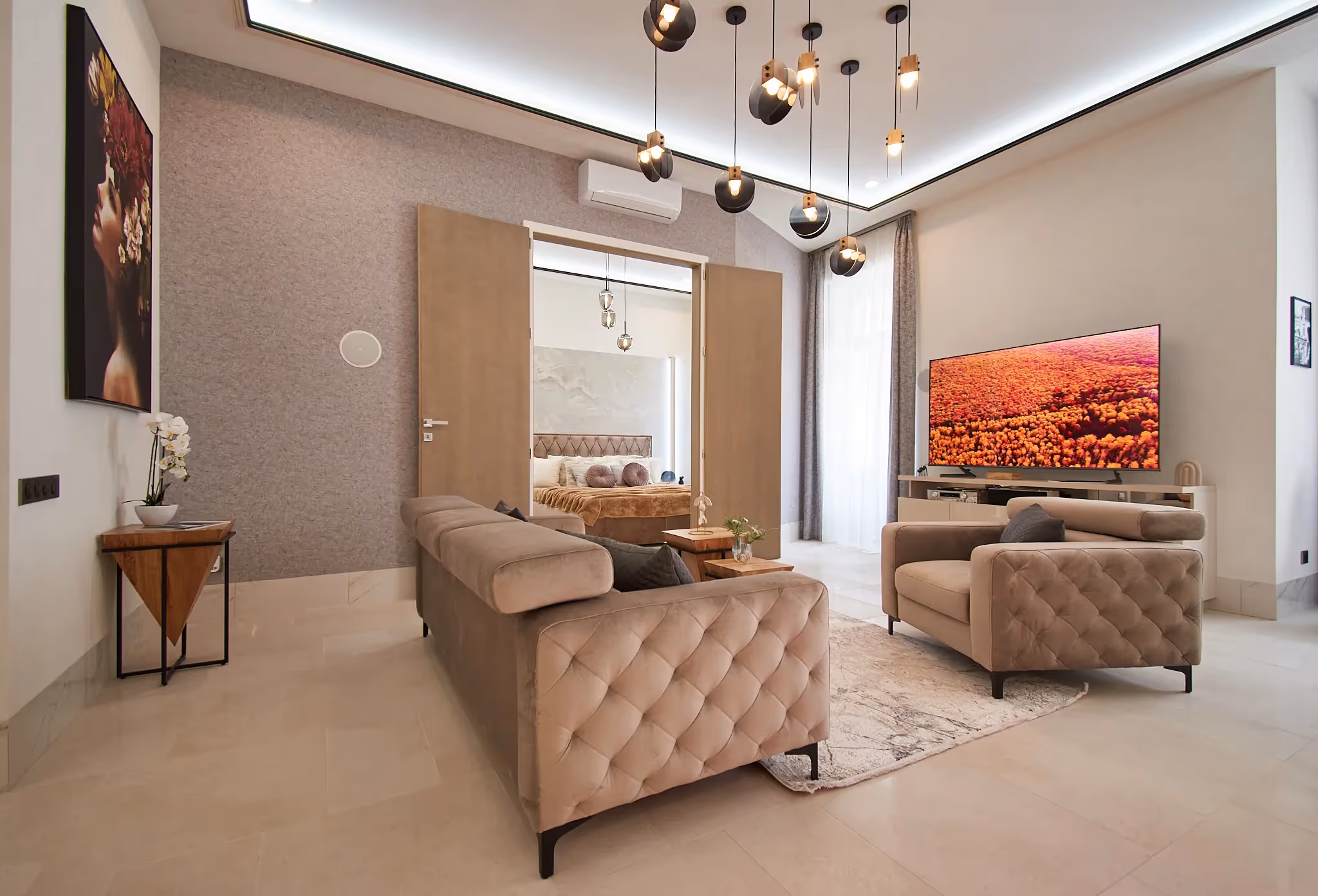 Budapest 5. kerület - Bazilika tövében, erkélyes luxus lakás