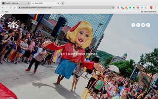 Paper Mâché Dolly Parton Landing Page.