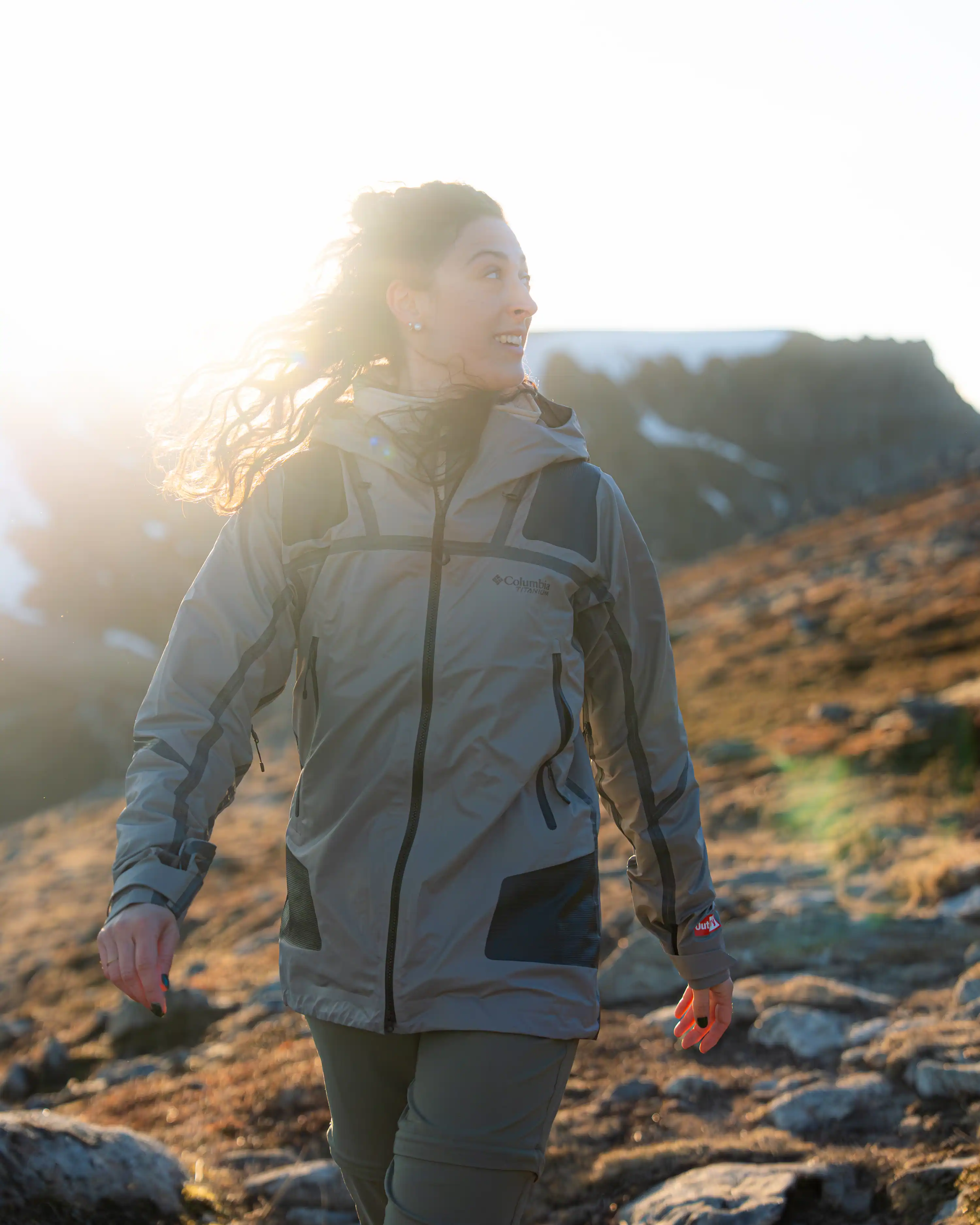 Veste imperméable et coupe-vent Columbia en randonnée