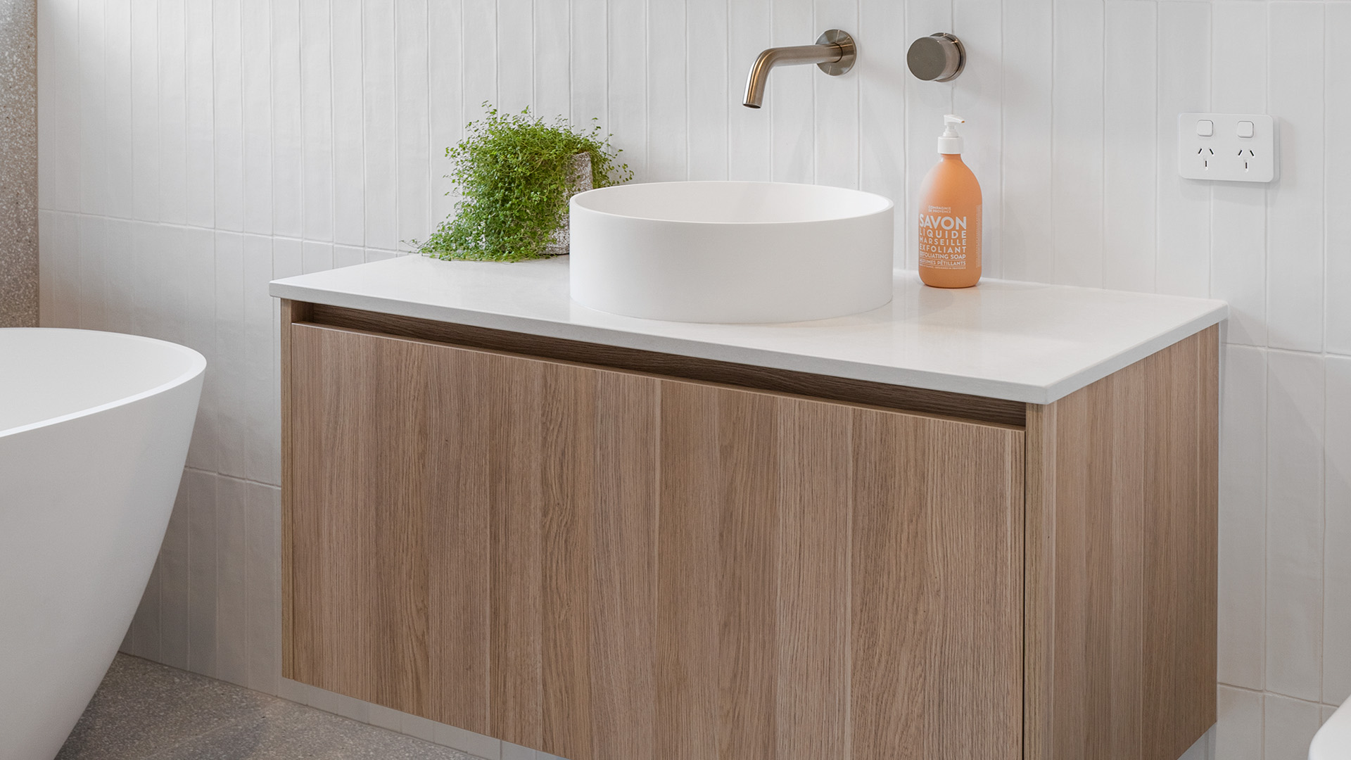 Rukutai Street 06 - Bathroom