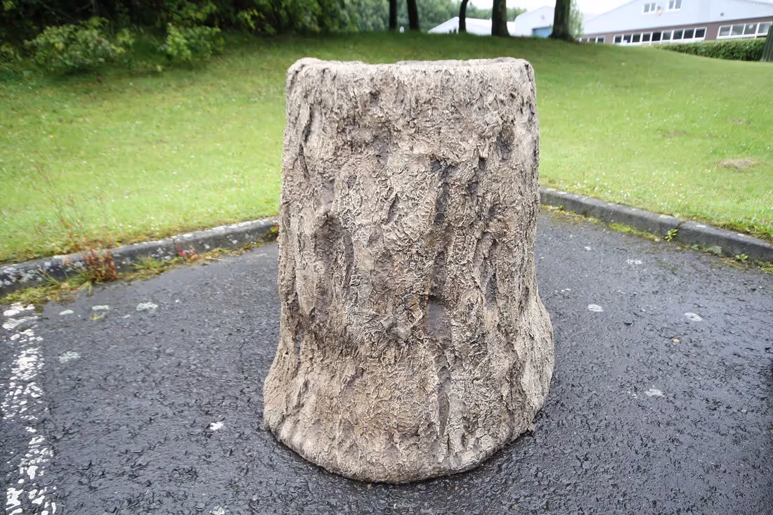 Single Synthetic Trees - Bark Bin