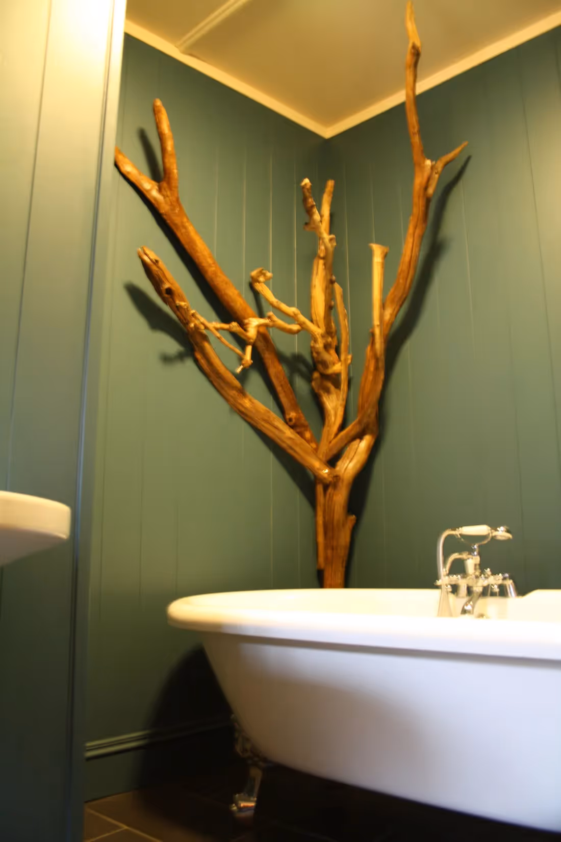 Use of Driftwood Sculpture Trees bathroom example
