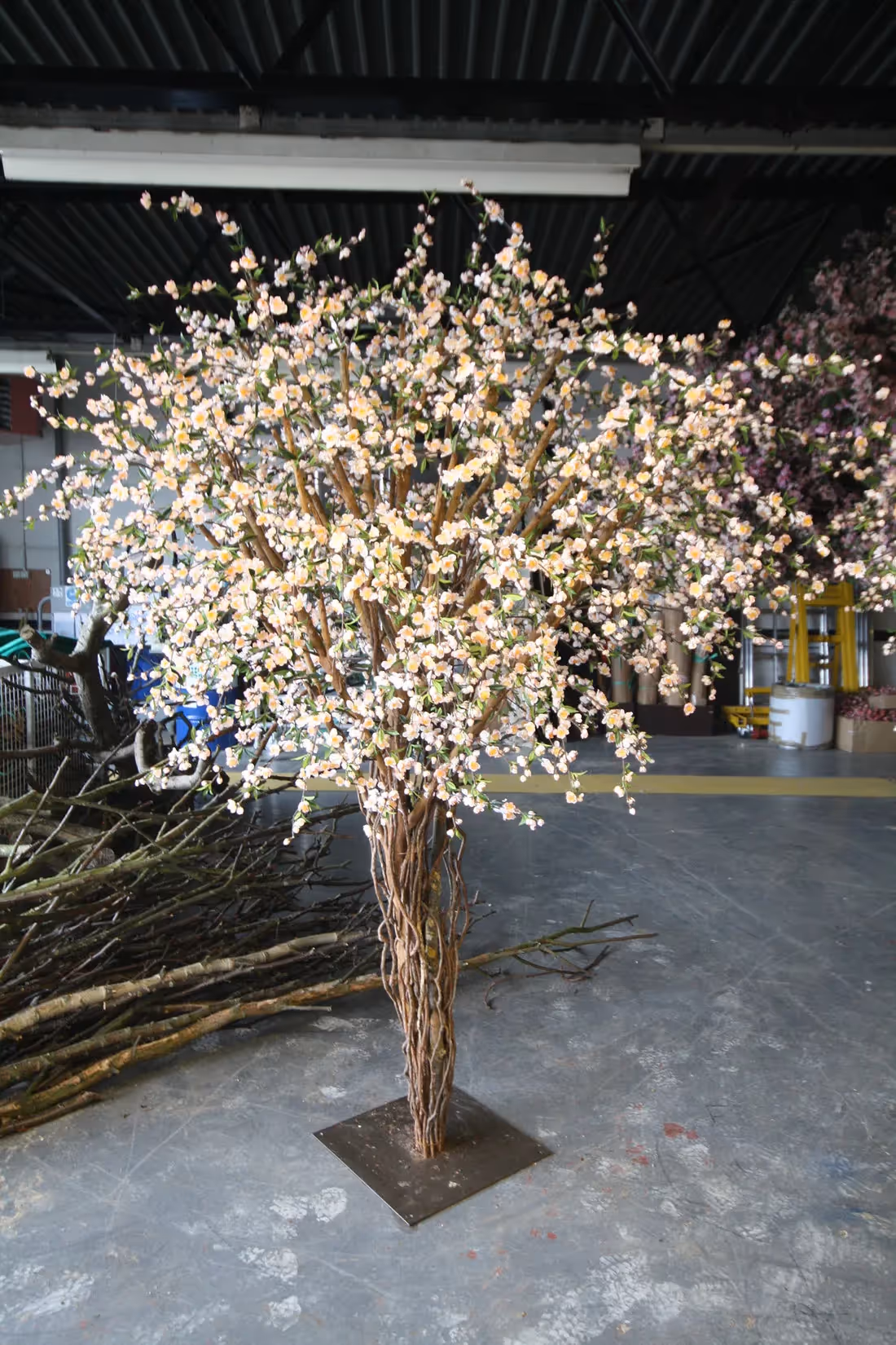 Creative use of Smaller Artificial Blossom Trees 013