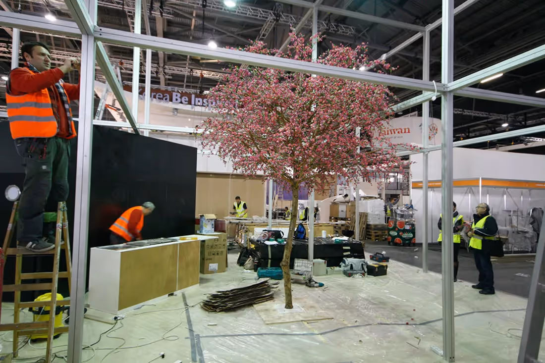 Creative ideas featuring Artificial Blossom Trees example 002