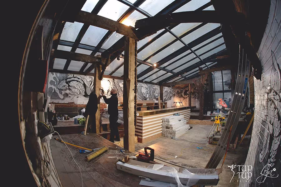 Artificial tree for the Palace?