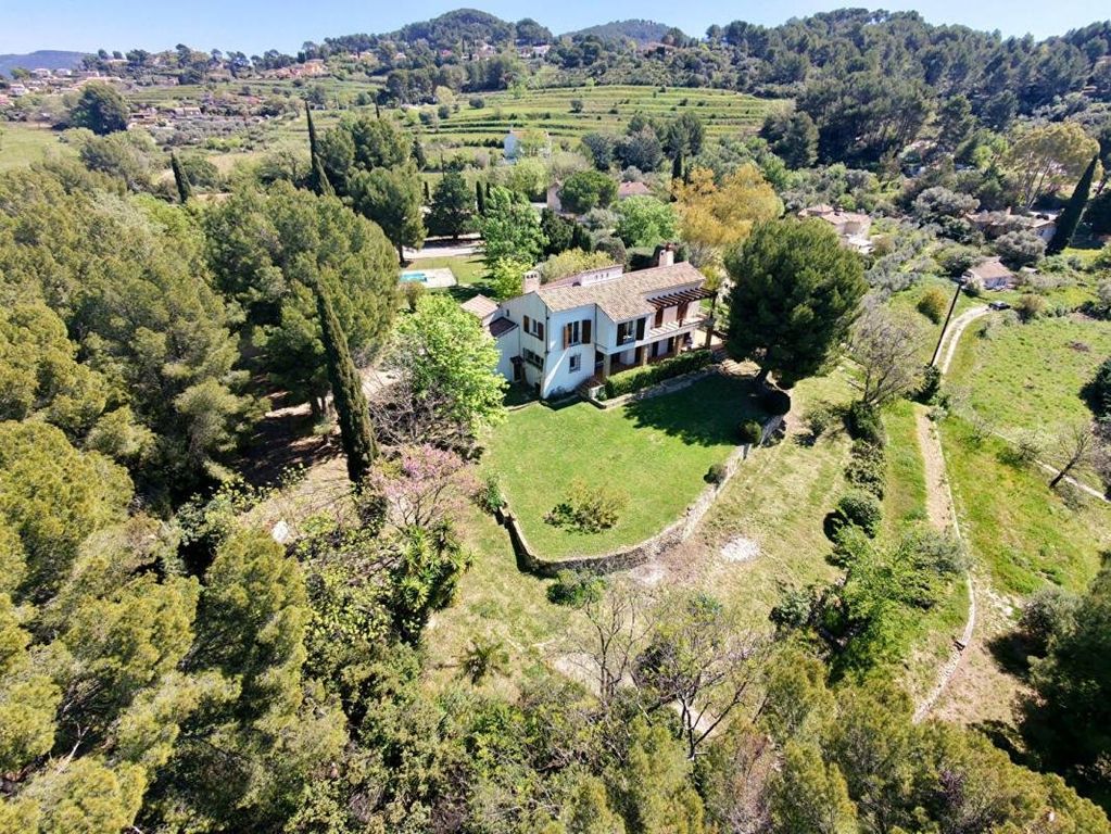 Propriété avec oliveraie au Castellet