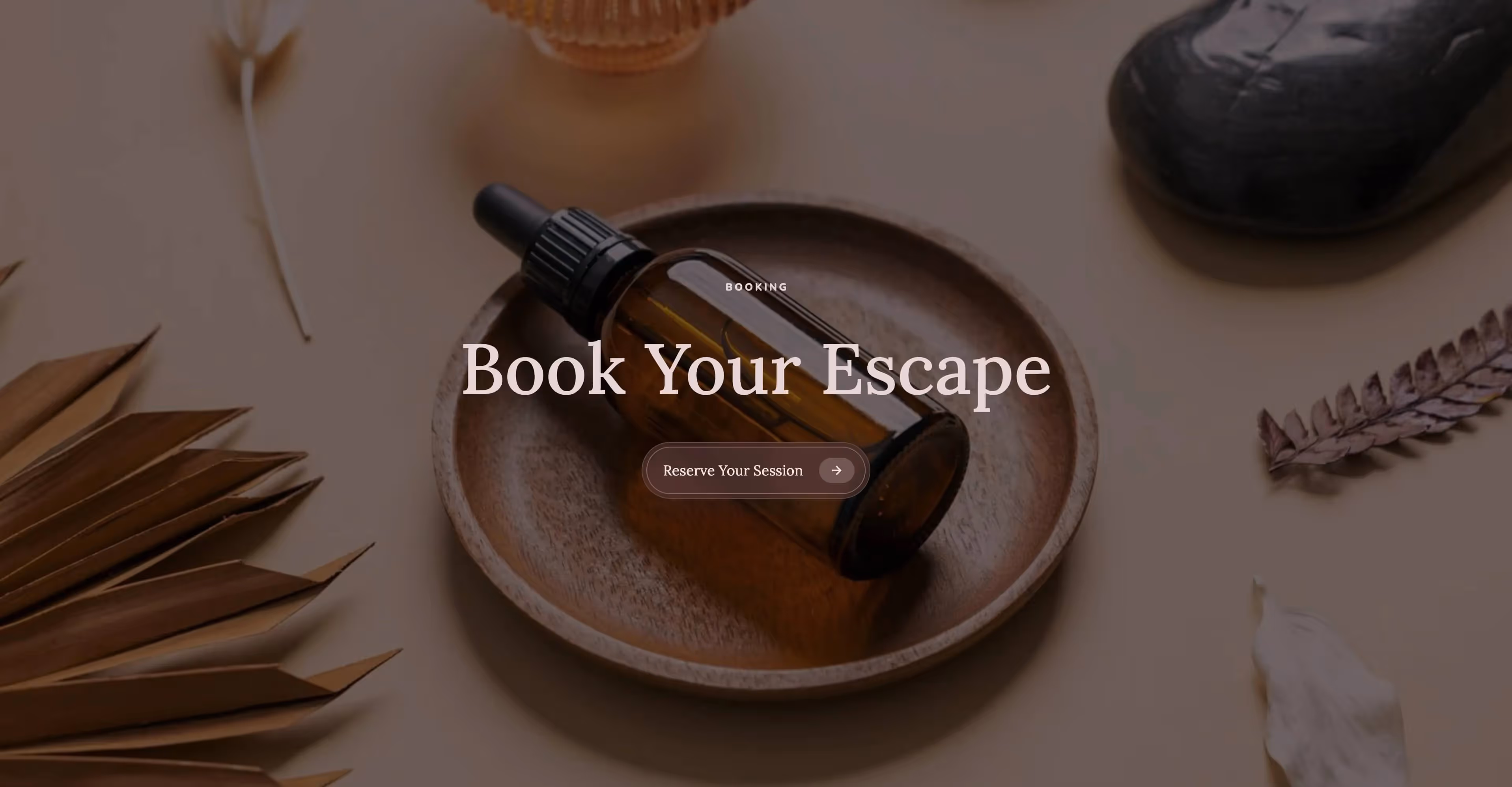 Otello - Hotel elegant Webflow website template screen